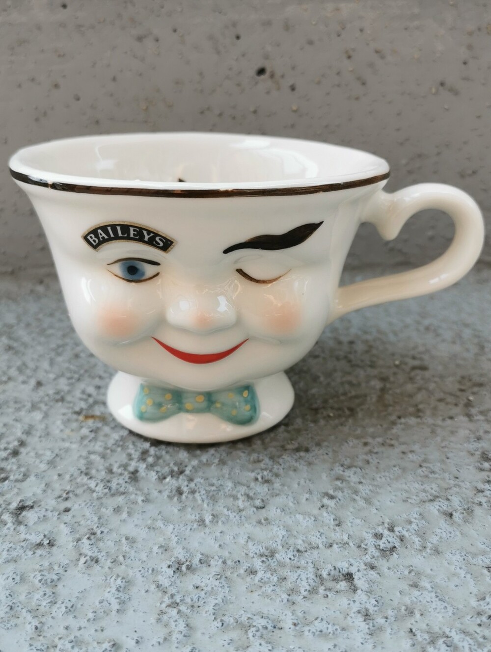 Vintage Baileys Irish Cream "YUM" Winking Face Mug